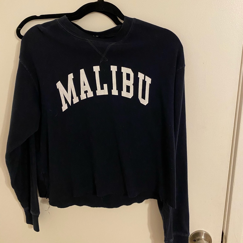Brandy Melville long sleeve MALIBU
